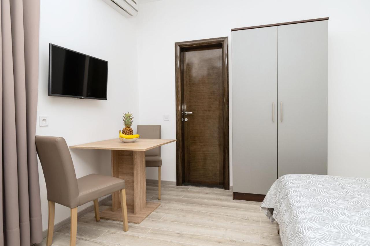 Bilin San Apartman Baška Voda Kültér fotó